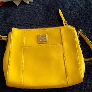 Dooney & Bourke  crossbody